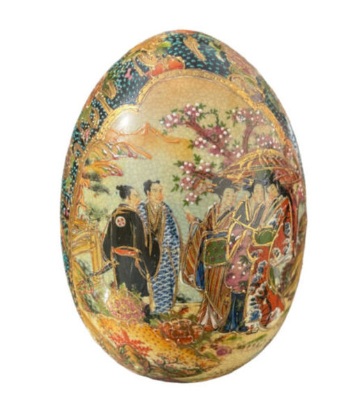 Vintage Japanese Hand-Painted Satsuma Moriage Goso Blue Egg Sculpture - Picture 1 of 12